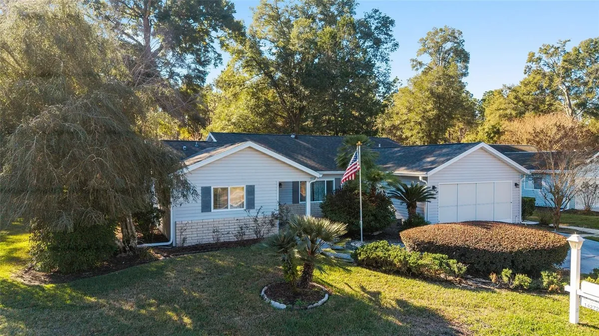 Property Slideshow image 1 of 95 | 14272 sw 112th cir, Dunnellon, FL, 34432