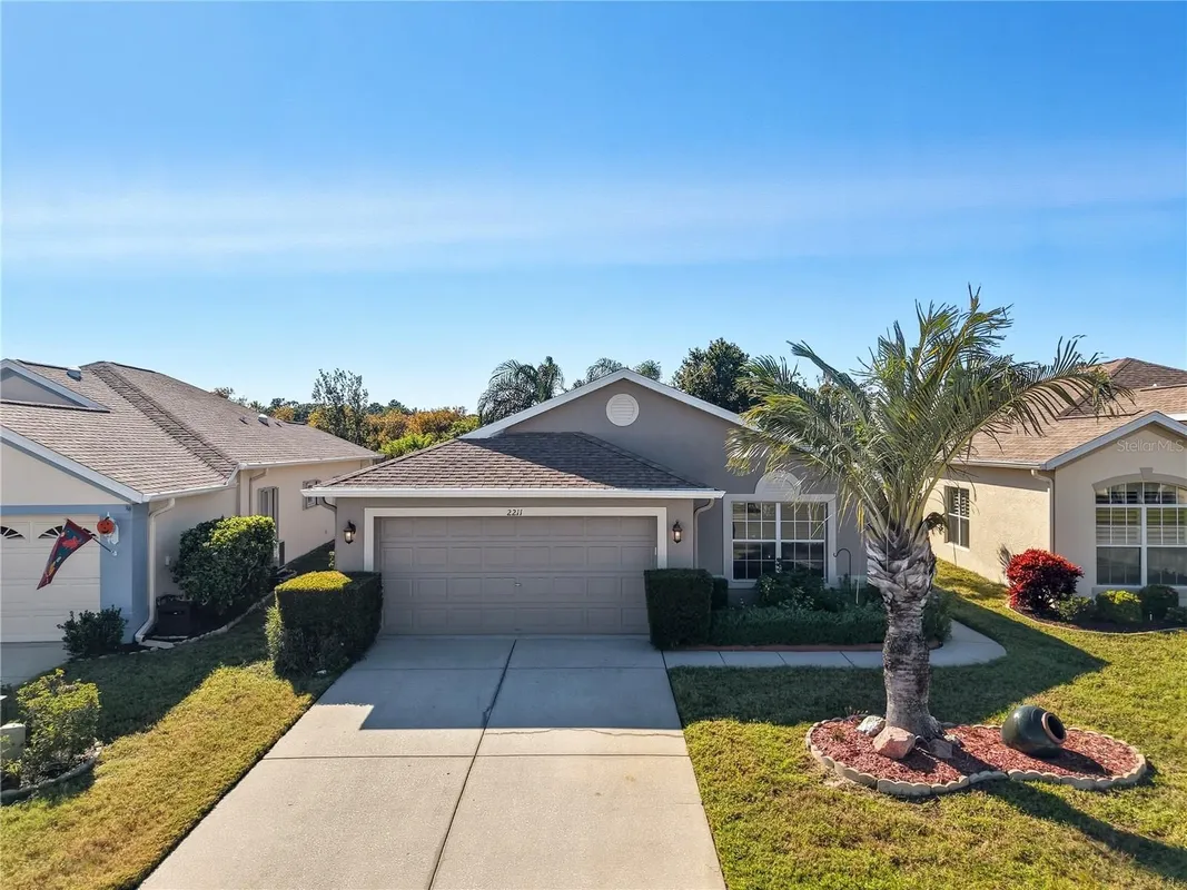 Property Slideshow image 1 of 34 | 2211 pleasant hill ln, Holiday, FL, 34691