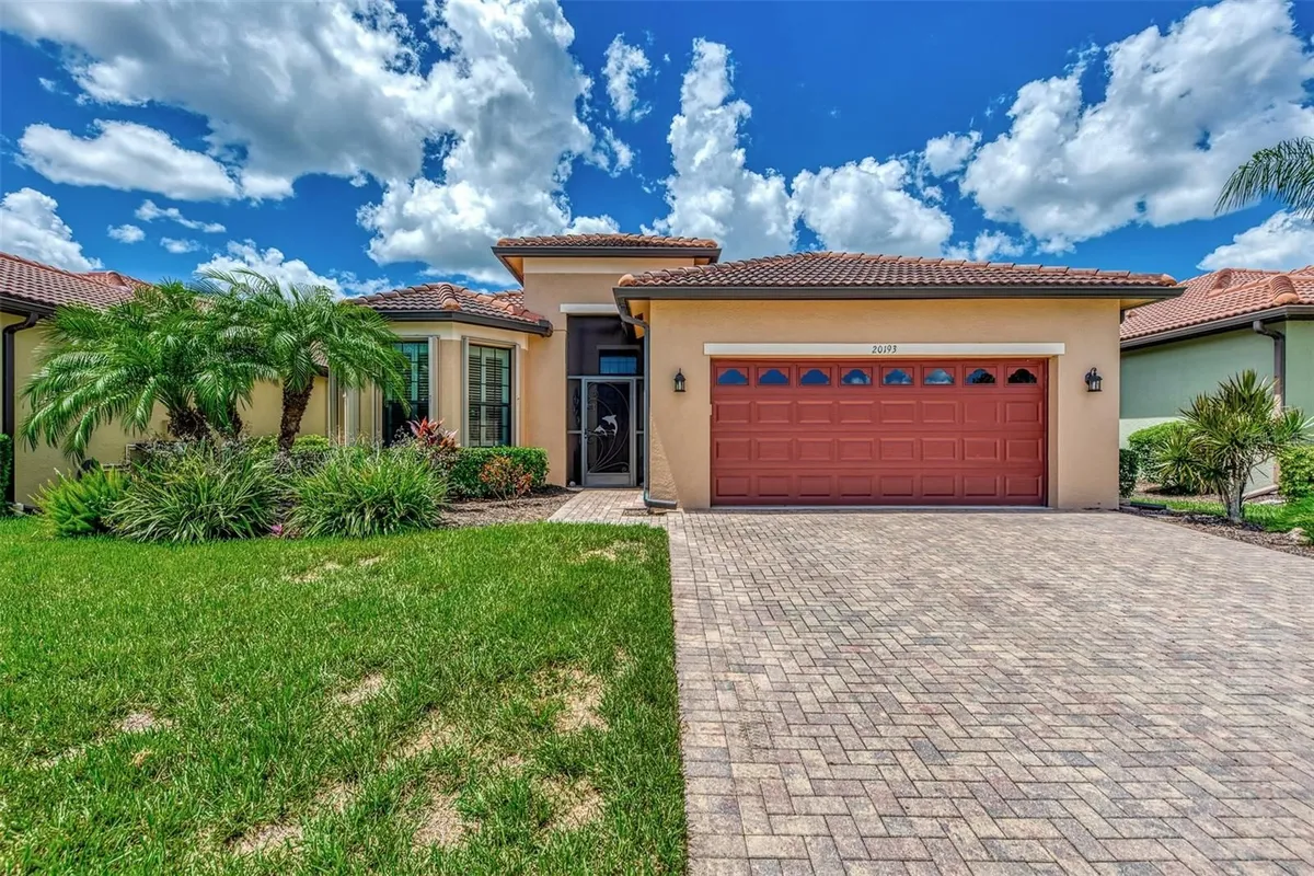 Property Slideshow image 1 of 49 | 20193 pezzana dr, Venice, FL, 34292