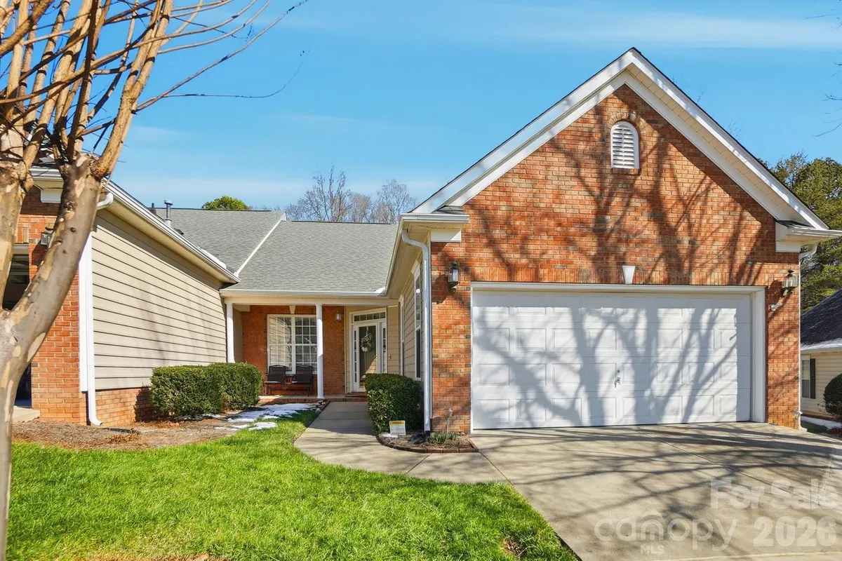 Property Slideshow image 1 of 25 | 1667 onyx rdg, Fort Mill, SC, 29708
