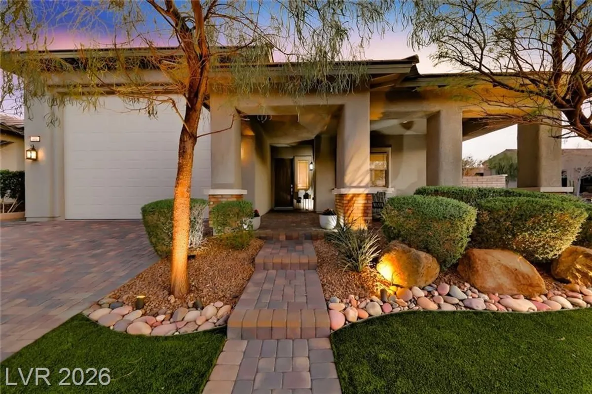 Property Slideshow image 1 of 65 | 401 middlestone ave, Henderson, NV, 89011