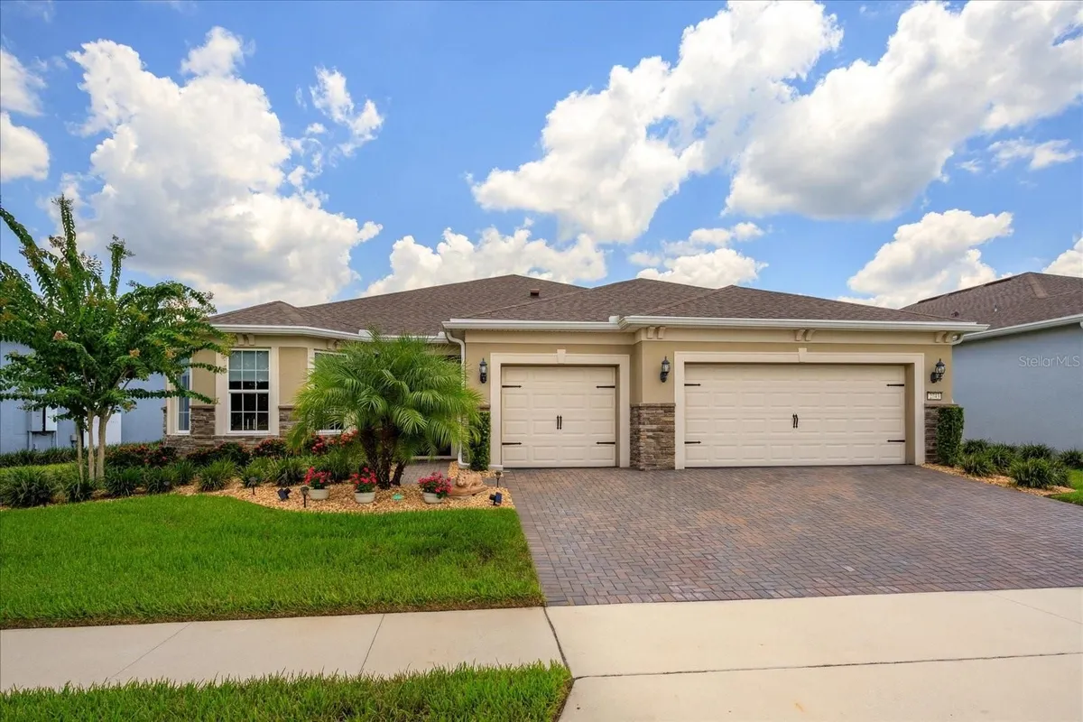 Property Slideshow image 1 of 47 | 2743 river creek ln, Saint Cloud, FL, 34771