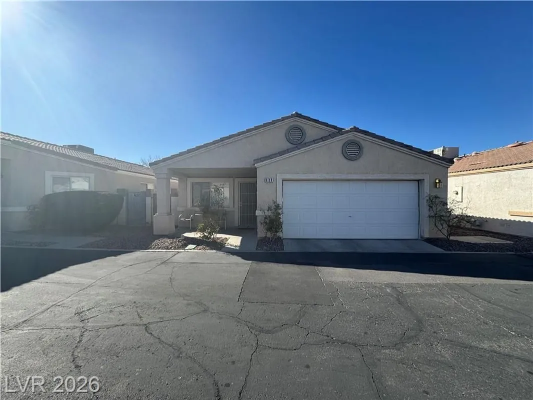 Property Slideshow image 1 of 34 | 5111 mascaro dr, Las Vegas, NV, 89122