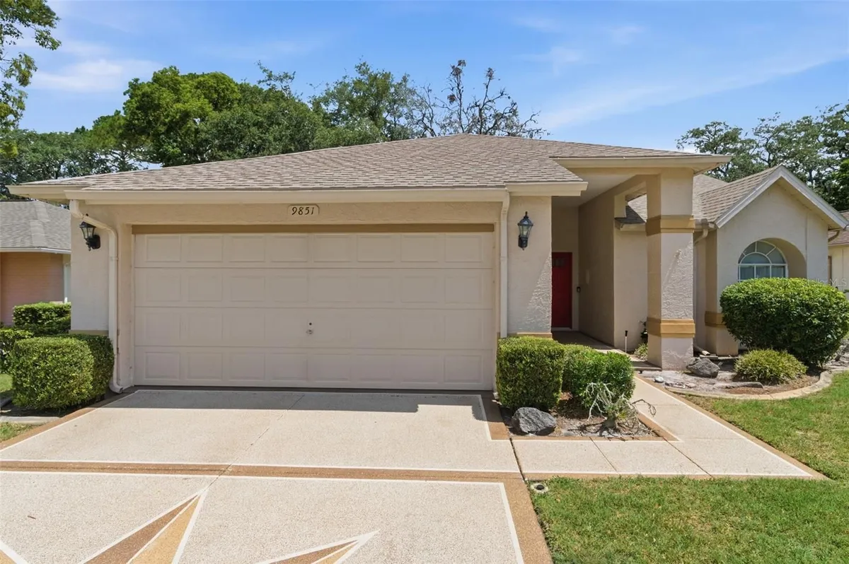 Property Slideshow image 1 of 33 | 9851 kingsport ave, New Port Richey, FL, 34655