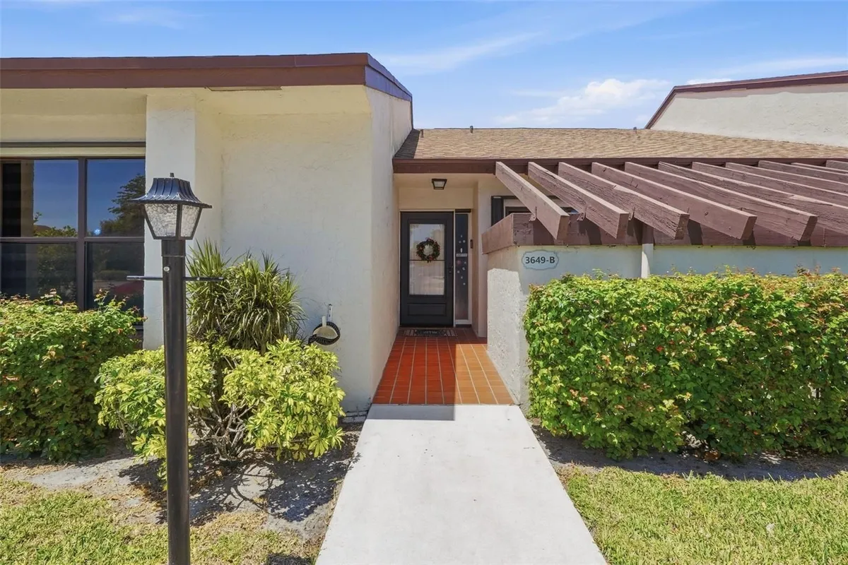 Property Slideshow image 1 of 25 | 3649 wash rd b, Lake Worth, FL, 33467