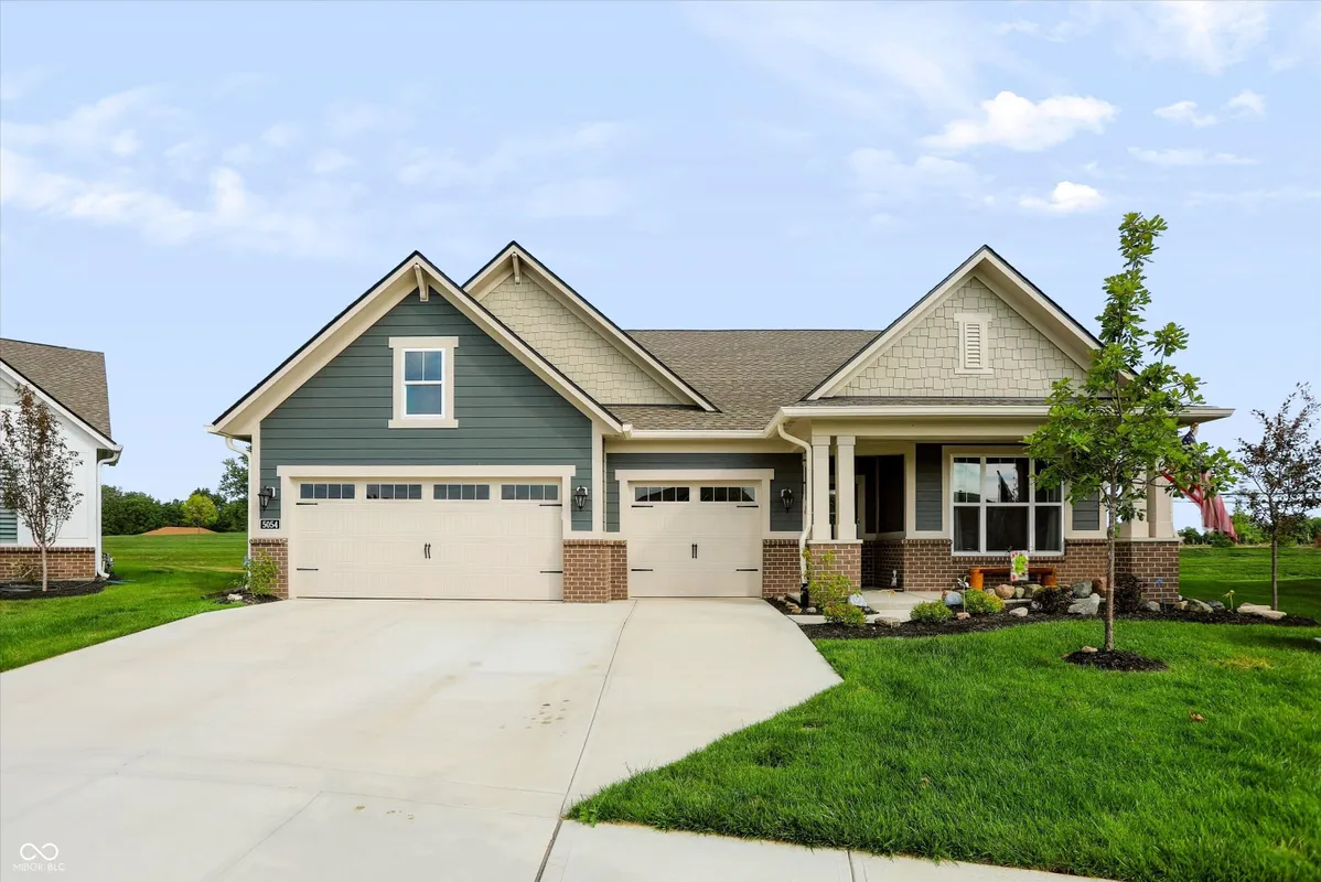 Property Slideshow image 1 of 38 | 5054 foxley park ln, Avon, IN, 46123