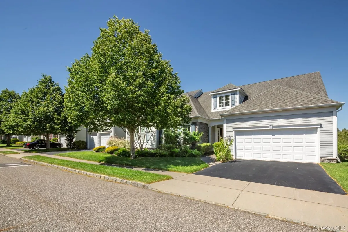 Property Slideshow image 1 of 34 | 112 ashley, Southampton, NY, 11977