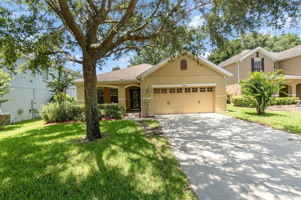 Property Slideshow image 1 of 35 | 30308 cheval st, Mount Dora, FL, 32757