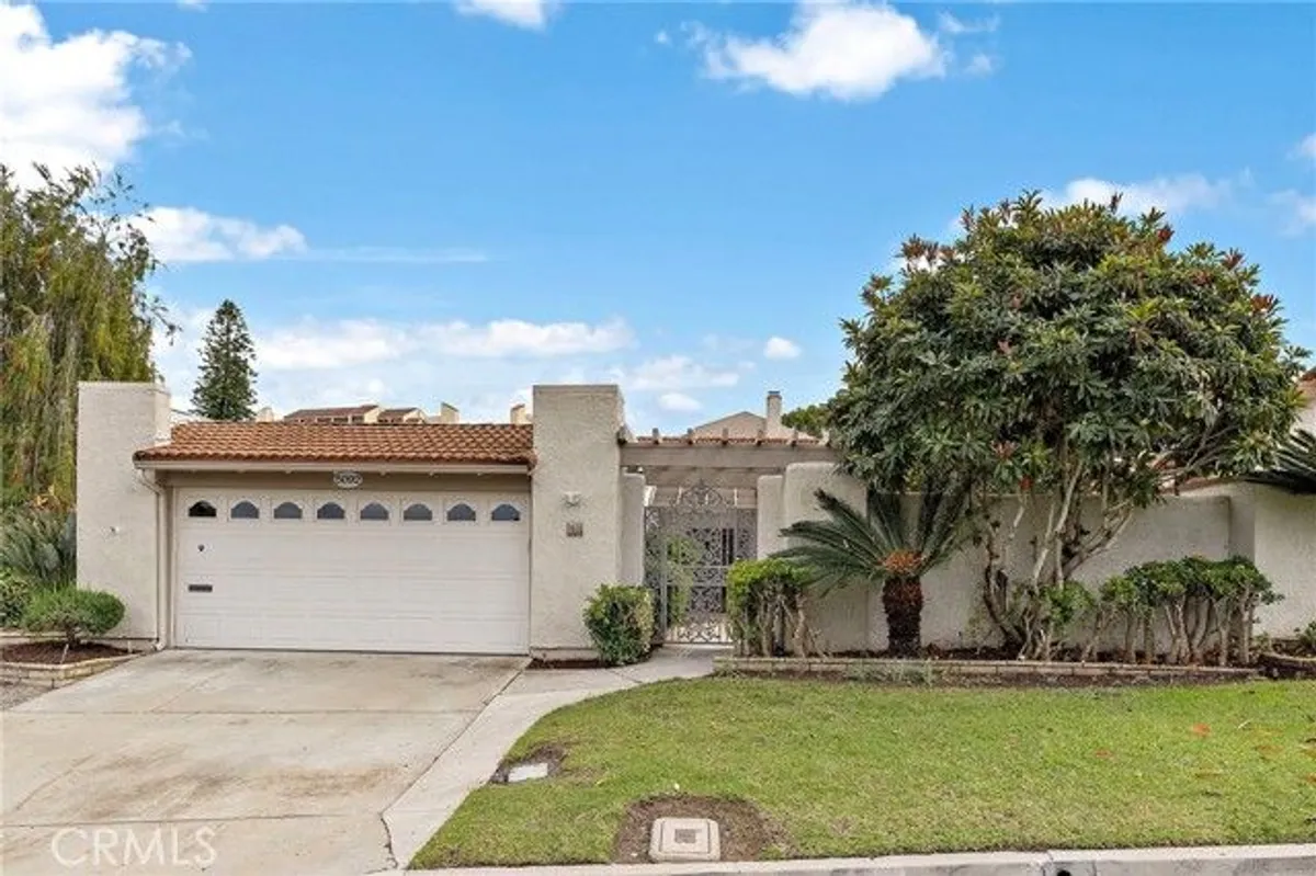 Property Slideshow image 1 of 36 | 5092 tero, Laguna Woods, CA, 92637