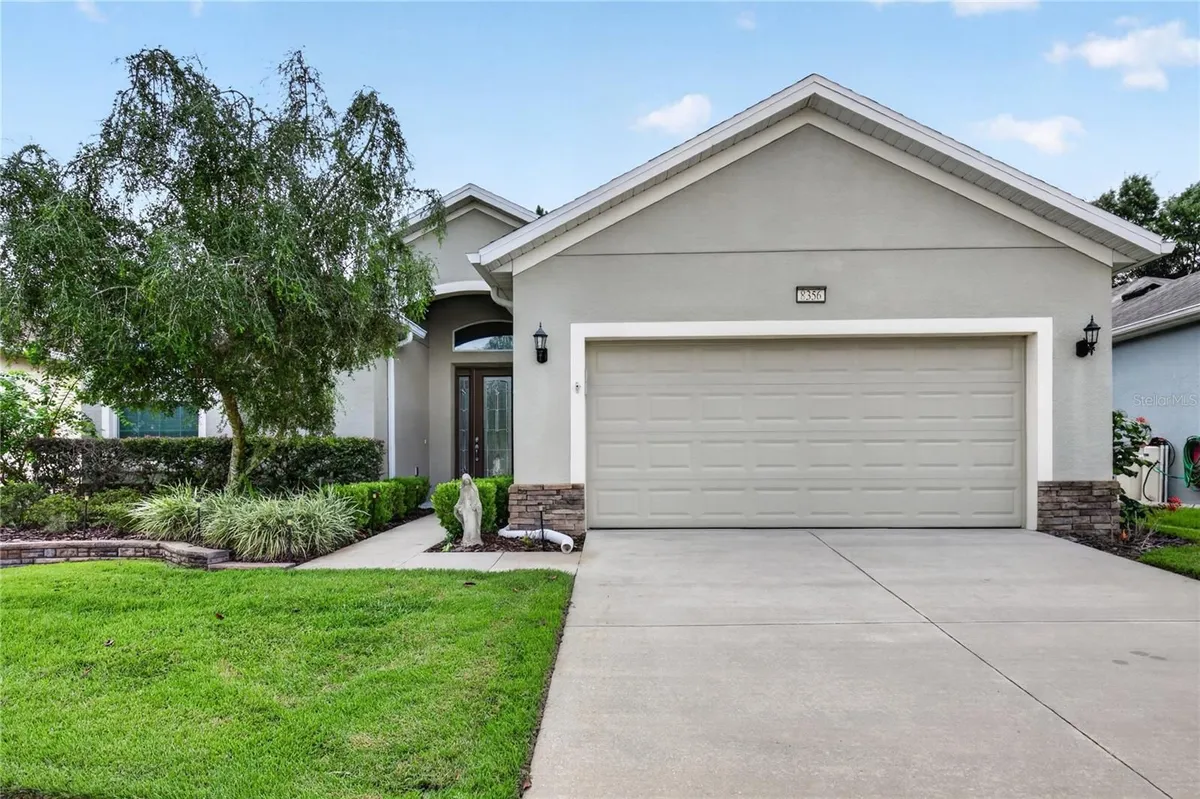 Property Slideshow image 1 of 62 | 8356 bridgeport bay cir, Mount Dora, FL, 32757