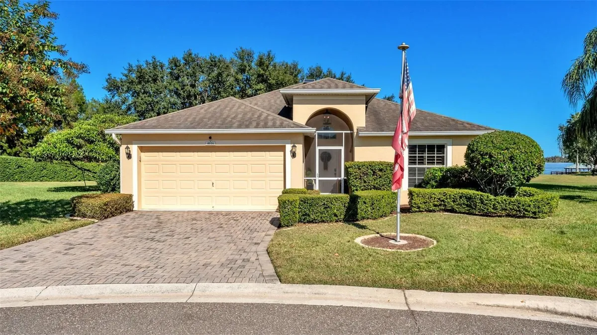Property Slideshow image 1 of 77 | 4016 carteret dr, Winter Haven, FL, 33884