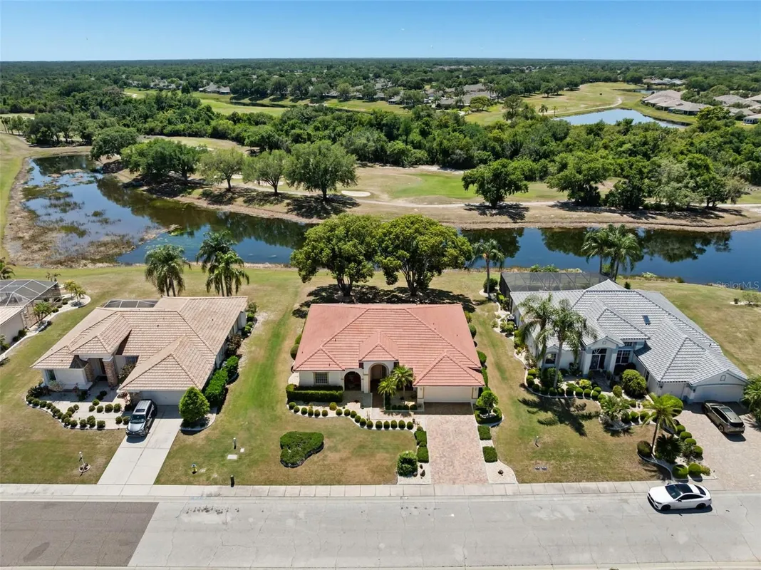 Property Slideshow image 1 of 47 | 1134 signature dr, Sun City Center, FL, 33573