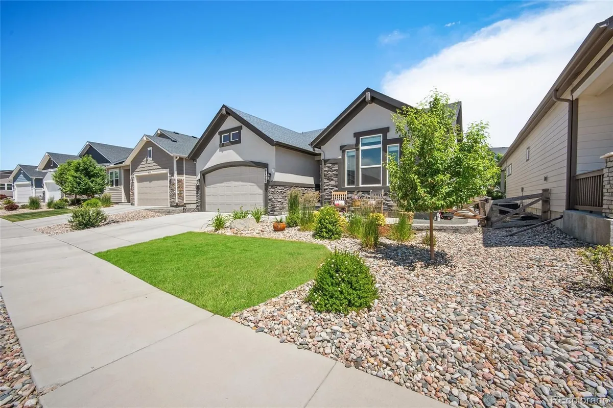 Property Slideshow image 1 of 40 | 6257 lochside vw, Colorado Springs, CO, 80927