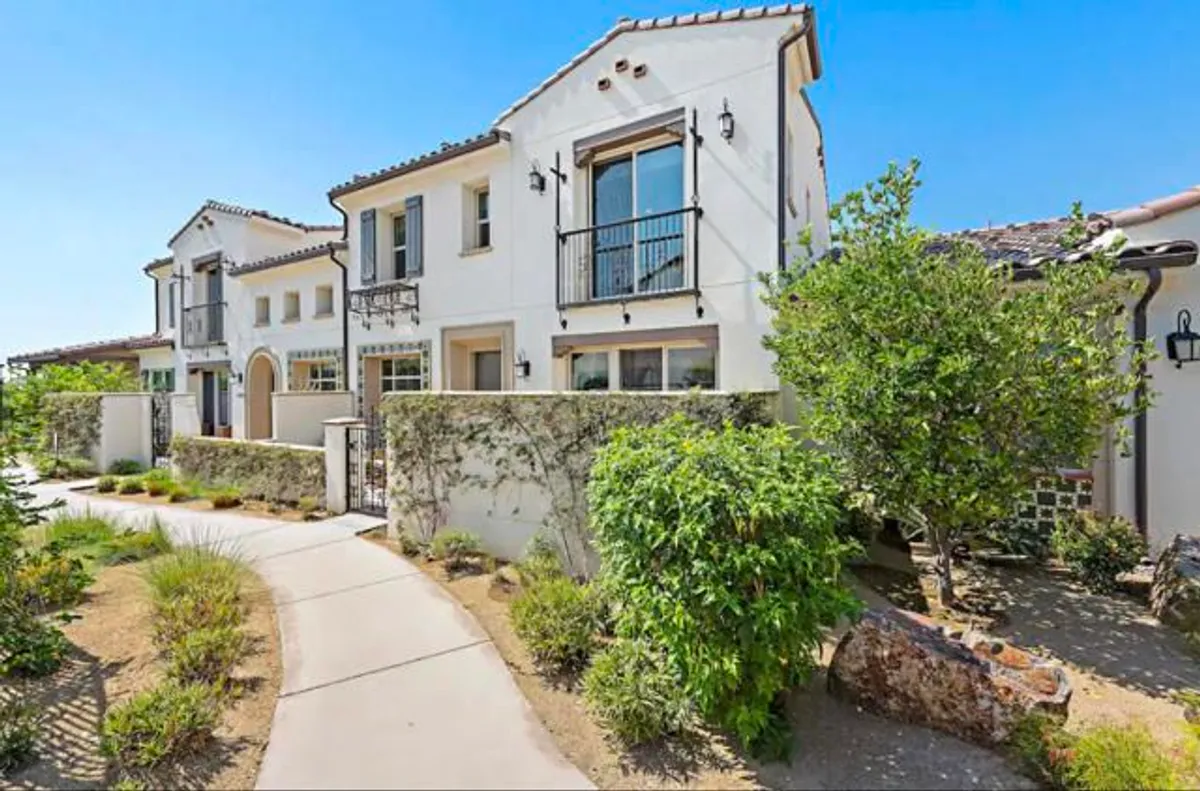 Property Slideshow image 1 of 32 | 80244 redstone way v94, La Quinta, CA, 92253