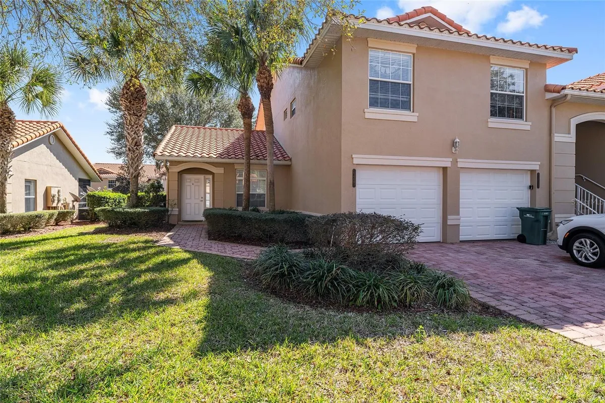 Property Slideshow image 1 of 51 | 5427 compass pt # 1, Oxford, FL, 34484