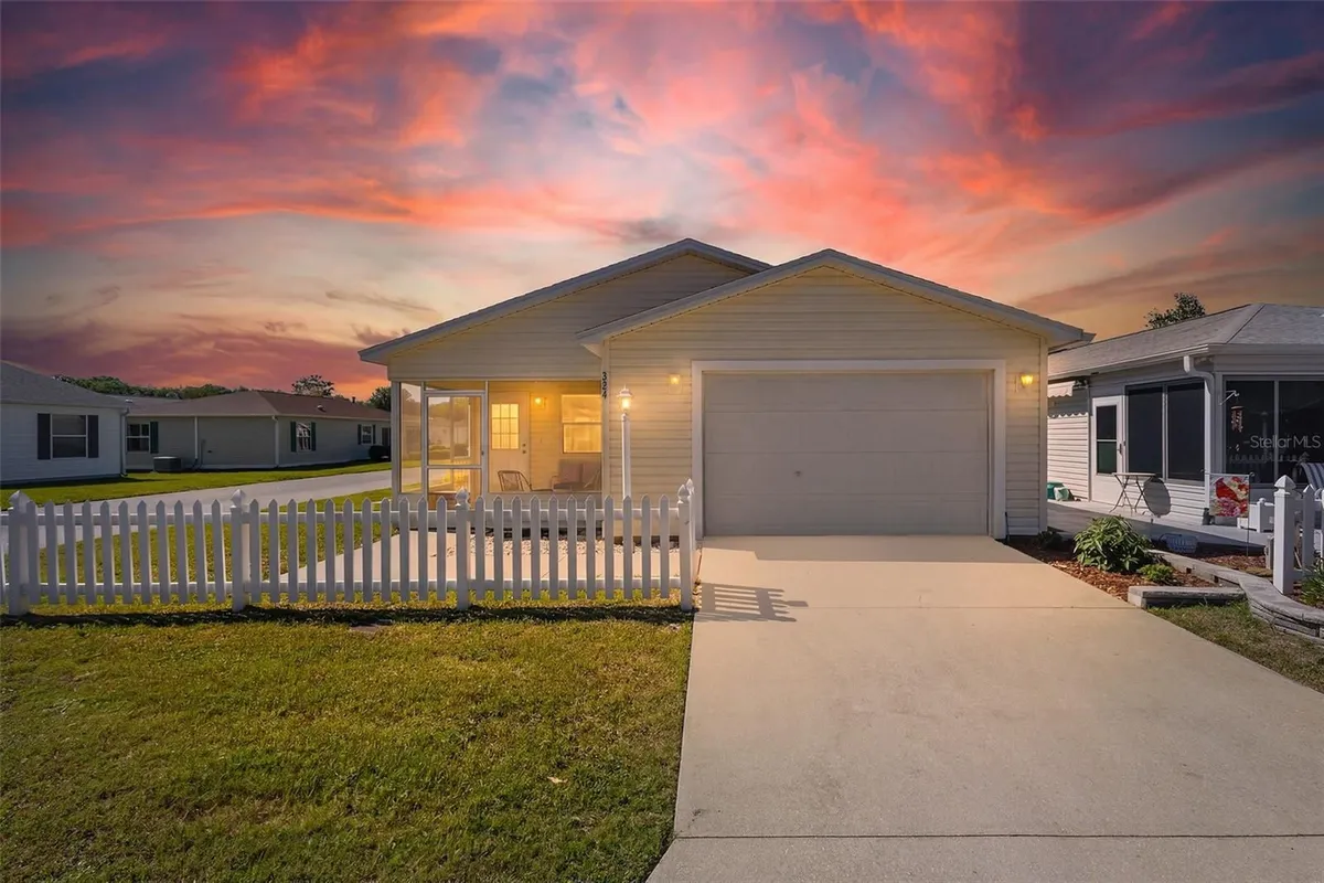 Property Slideshow image 1 of 32 | 324 emmalee pl, The Villages, FL, 32162