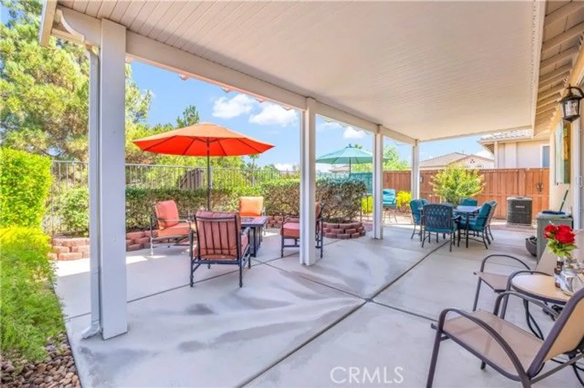 Property Slideshow image 1 of 59 | 126 mayfair ln, Hemet, CA, 92545