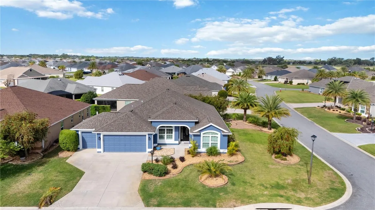 Property Slideshow image 1 of 42 | 3984 mcdowell dr, The Villages, FL, 32163