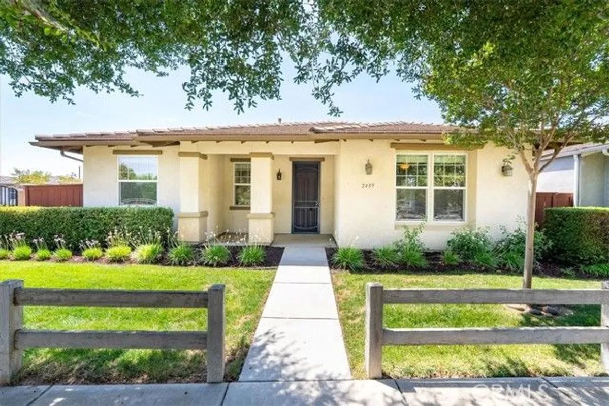 Property Slideshow image 1 of 36 | 2459 clubhouse dr, Paso Robles, CA, 93446
