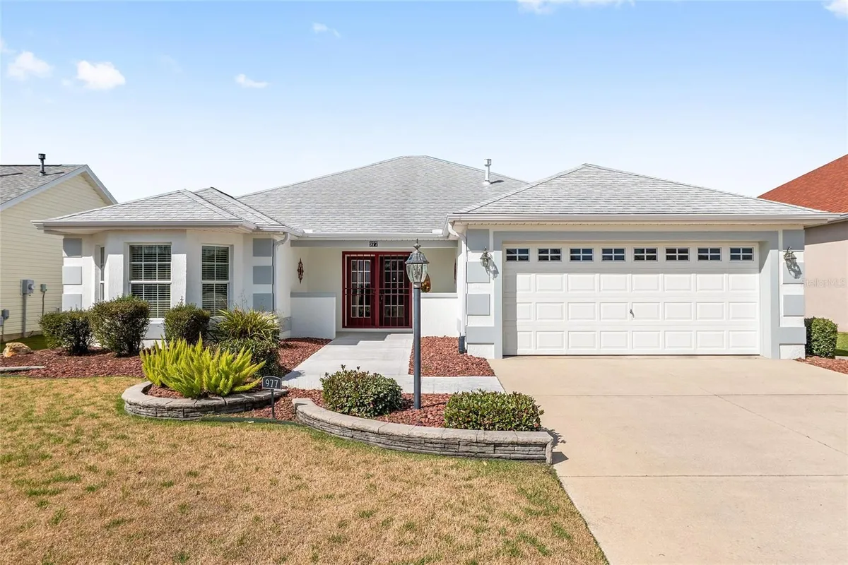 Property Slideshow image 1 of 73 | 977 caribou way, The Villages, FL, 32162
