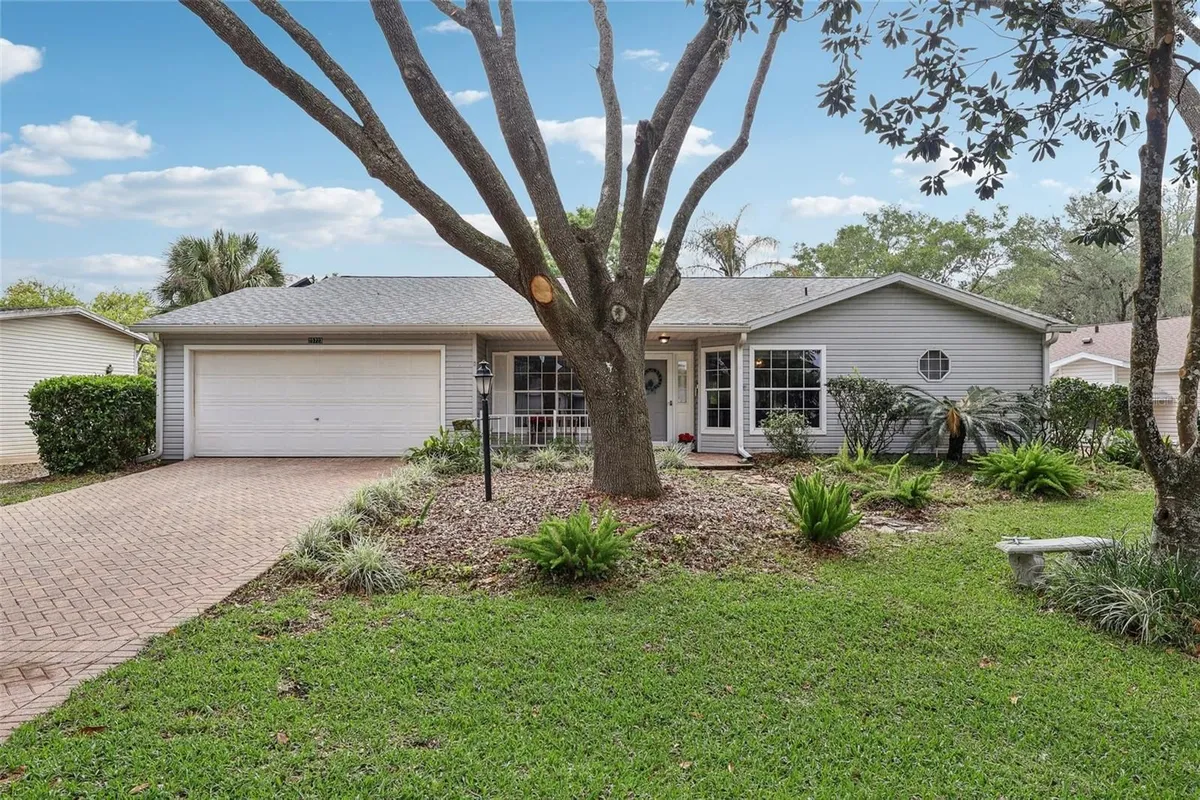 Property Slideshow image 1 of 54 | 25723 belle alliance, Leesburg, FL, 34748