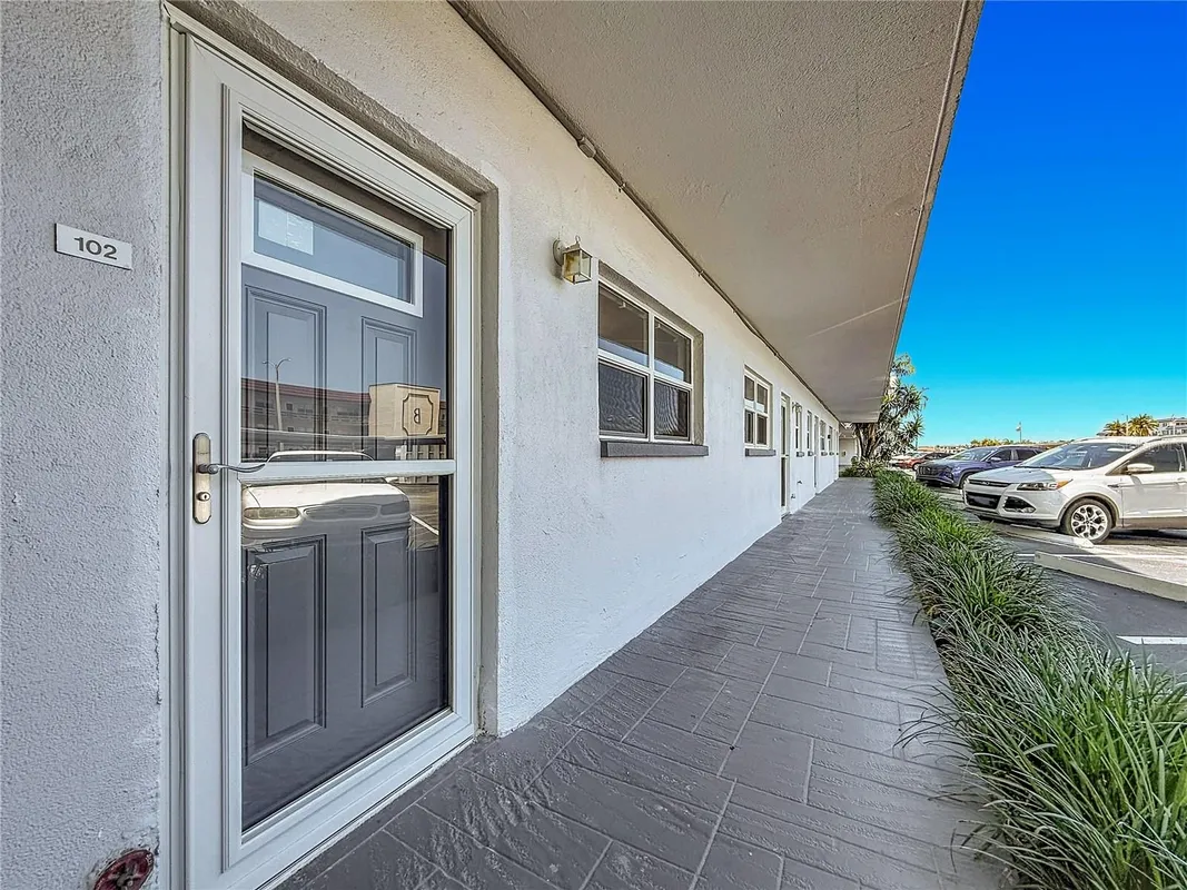 Property Slideshow image 1 of 61 | 3018 59th st 102, Gulfport, FL, 33707