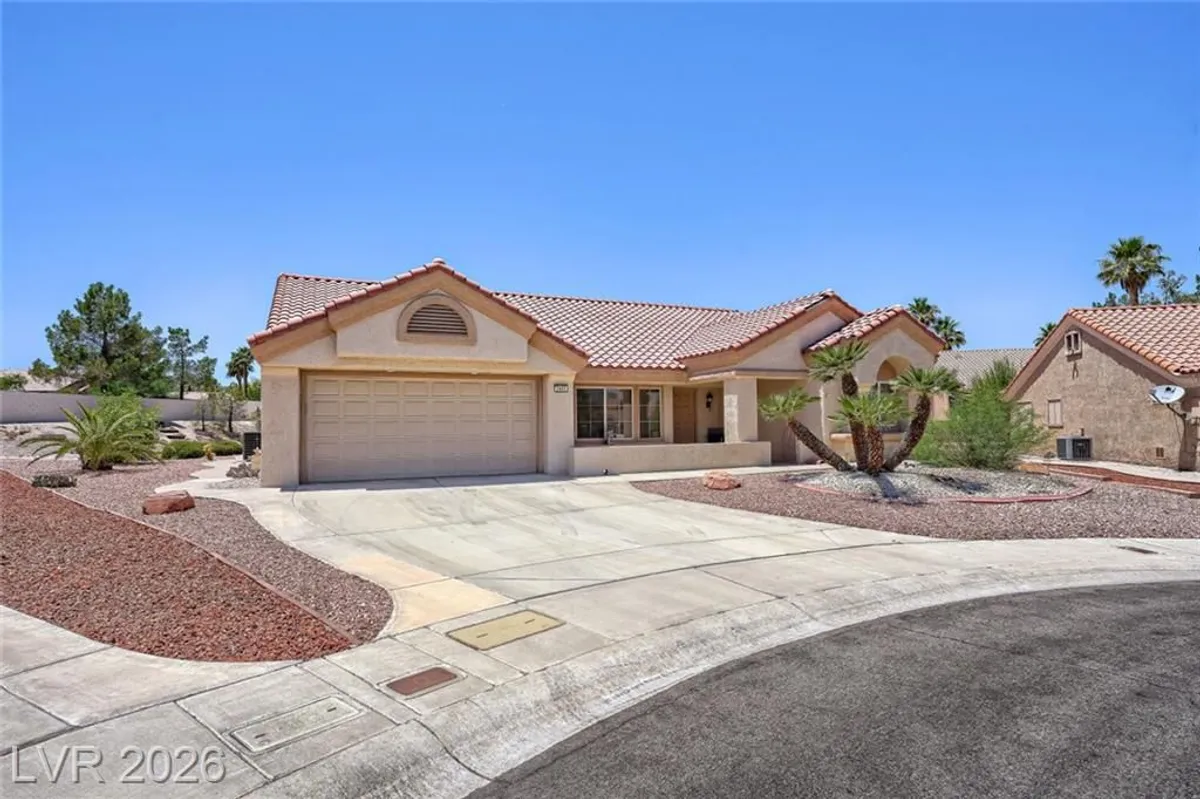 Property Slideshow image 1 of 33 | 2405 burke ct, Las Vegas, NV, 89134