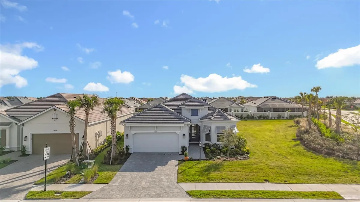 Property Slideshow image 1 of 87 | 16306 isola pl, Lakewood Ranch, FL, 34211