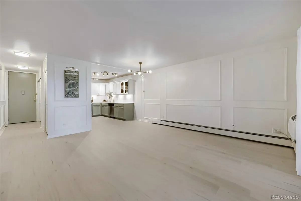 Property Slideshow image 1 of 20 | 705 s clinton st 9b, Denver, CO, 80247