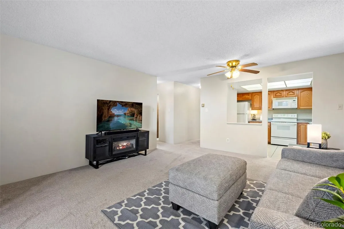 Property Slideshow image 1 of 40 | 13992 e marina dr apt 407, Aurora, CO, 80014