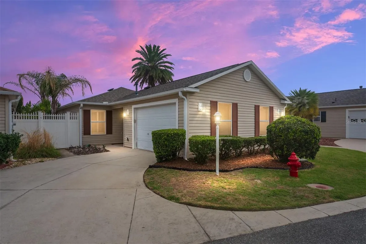 Property Slideshow image 1 of 73 | 507 paxville pl, The Villages, FL, 32162