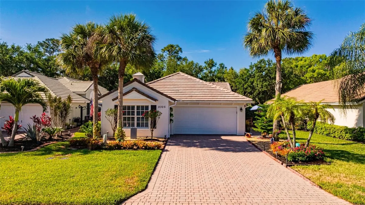 Property Slideshow image 1 of 48 | 2305 summersweet dr, Alva, FL, 33920