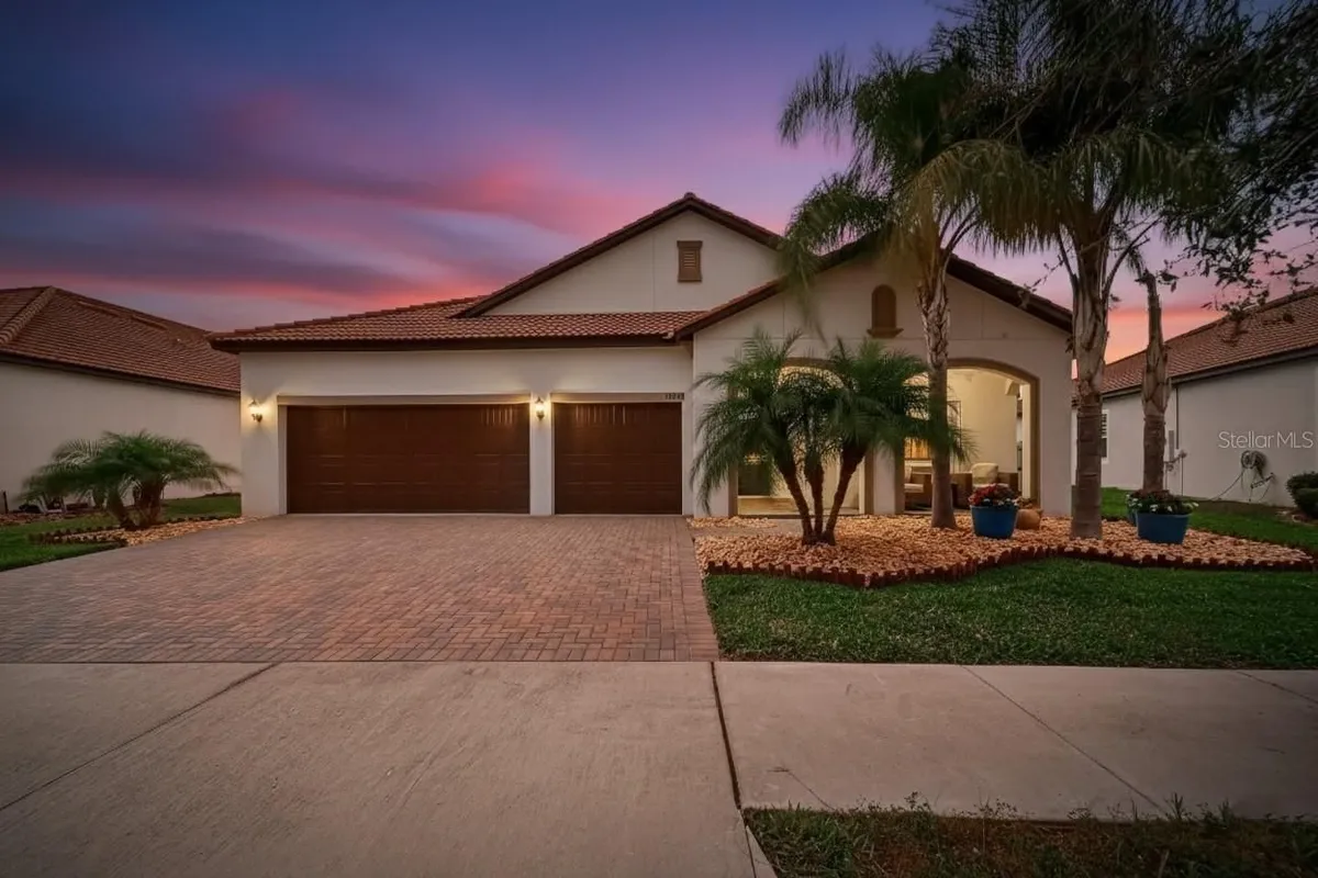 Property Slideshow image 1 of 43 | 16805 banner shell pl, Wimauma, FL, 33598