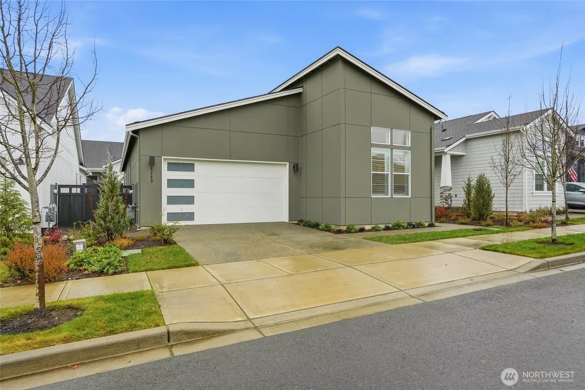 Property Slideshow image 1 of 40 | 23559 se wisteria st, Black Diamond, WA, 98010