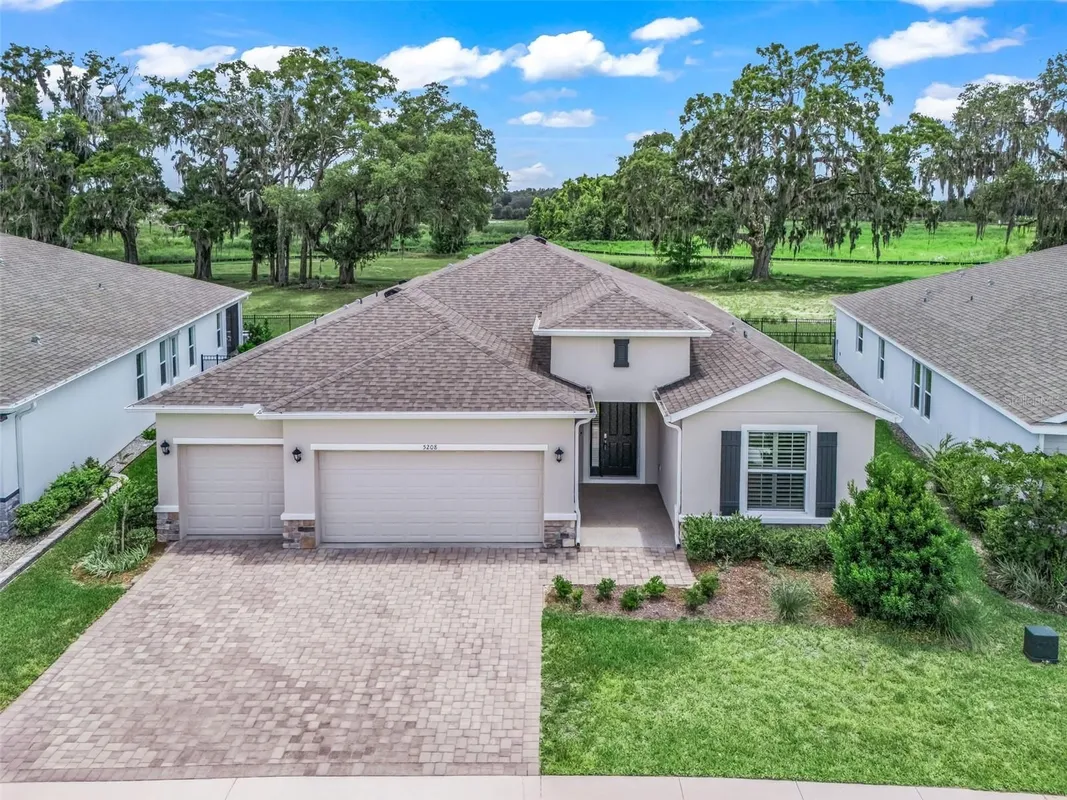 Property Slideshow image 1 of 61 | 5208 nw 46th lane rd, Ocala, FL, 34482