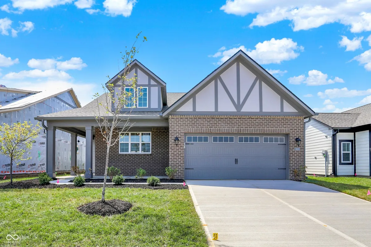 Property Slideshow image 1 of 44 | 5199 nettleton way, Avon, IN, 46123