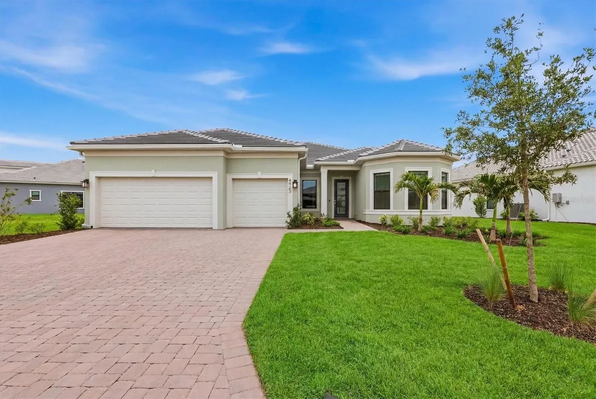 Property Slideshow image 1 of 49 | 4923 empire landing run, Bradenton, FL, 34211