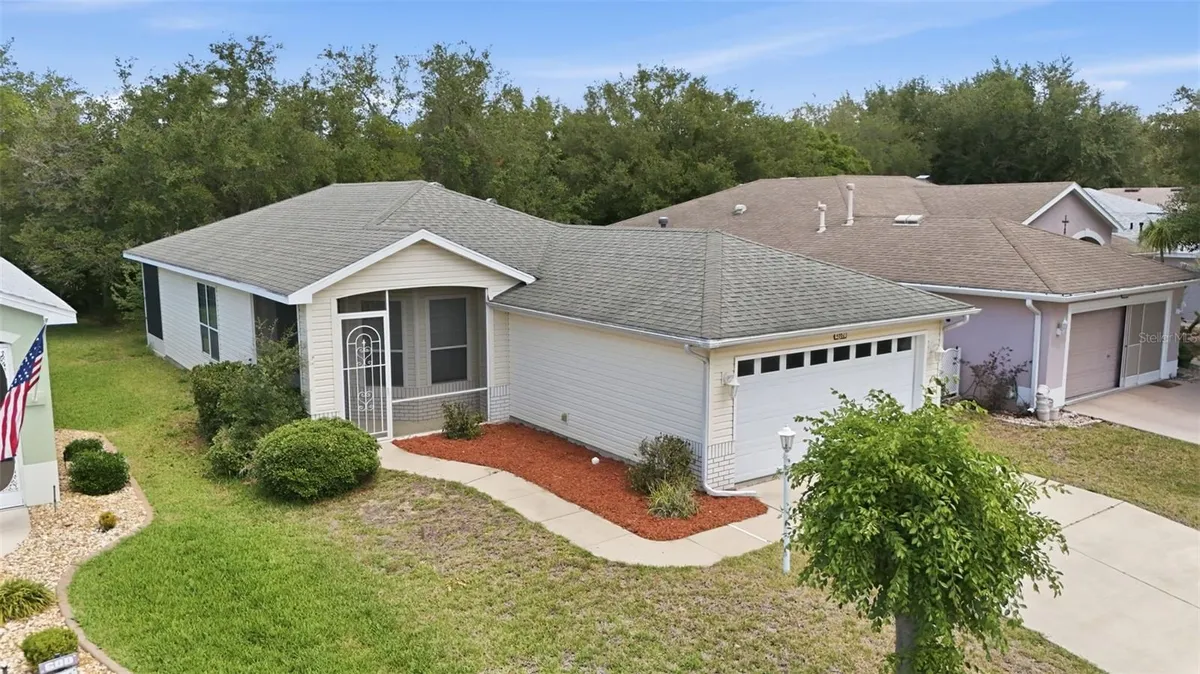 Property Slideshow image 1 of 53 | 4962 rainbow trout rd, Tavares, FL, 32778