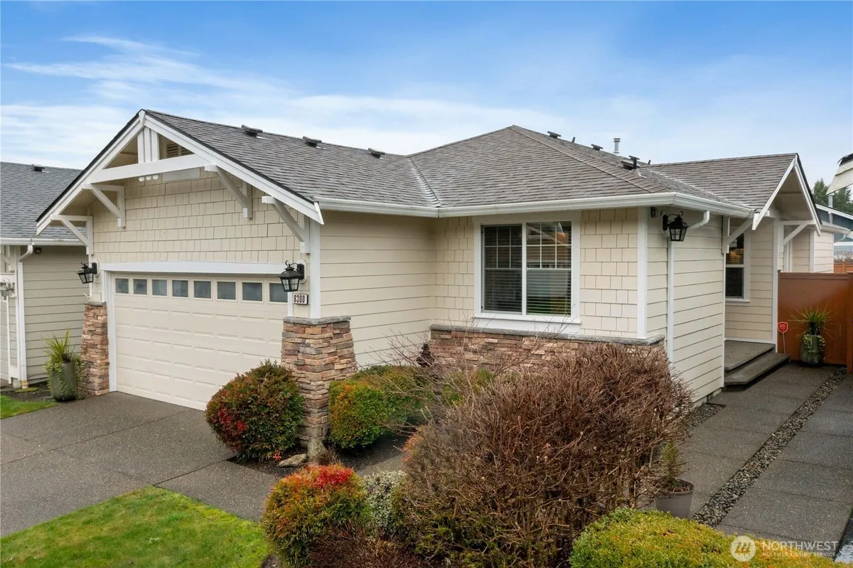 Property Slideshow image 1 of 30 | 8300 bainbridge loop, Lacey, WA, 98516