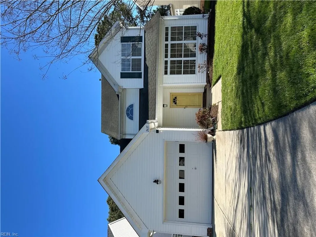 Property Slideshow image 1 of 26 | 2637 wonderland ct, Virginia Beach, VA, 23456