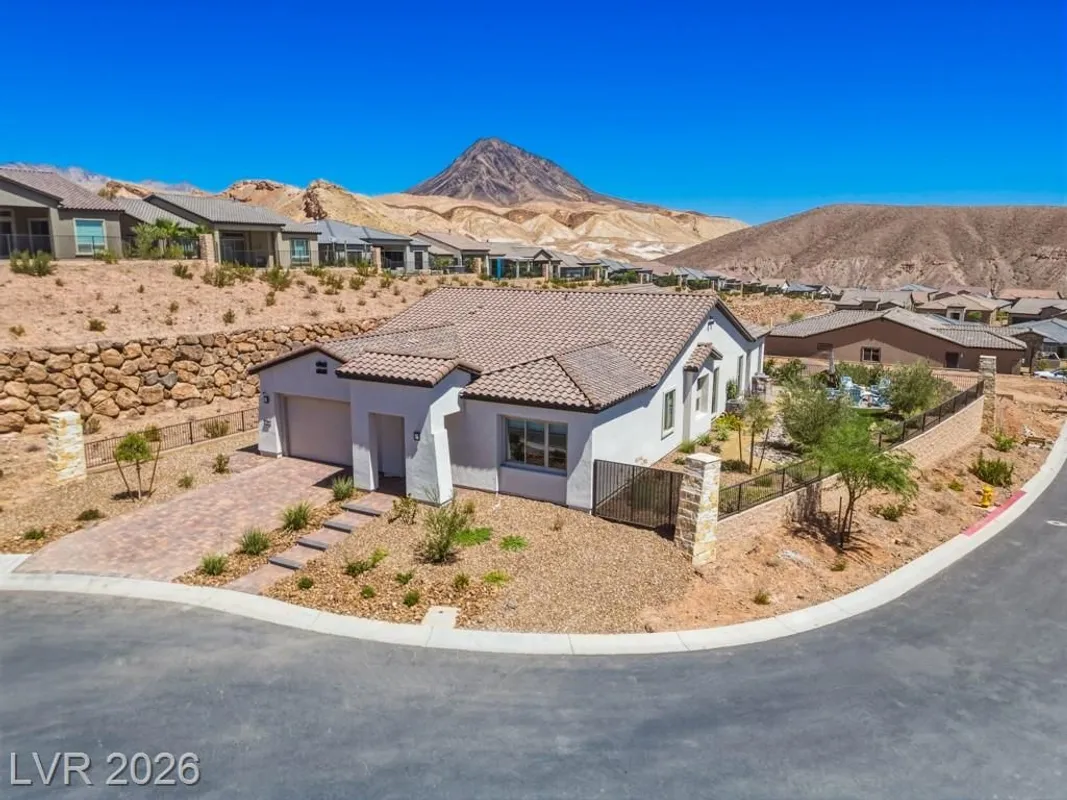 Property Slideshow image 1 of 4 | 85 crimson stone ct, Henderson, NV, 89011