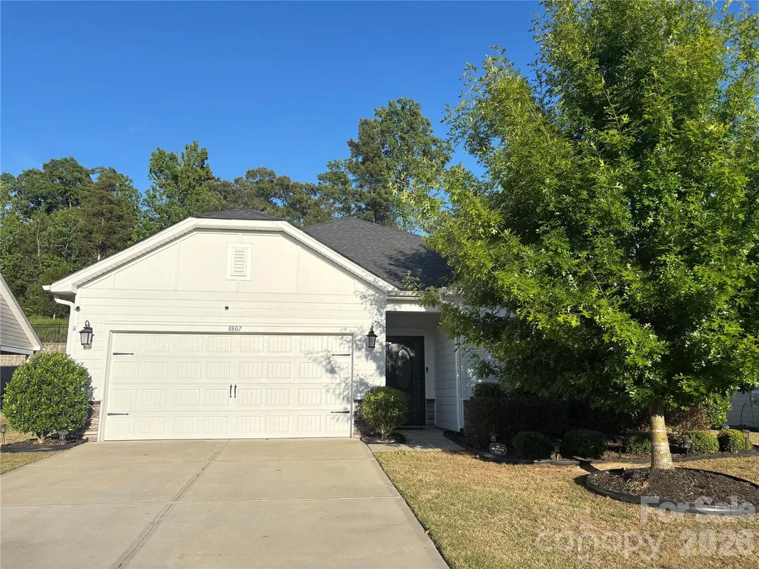 Property Slideshow image 1 of 16 | 8807 pennegrove cir, Charlotte, NC, 28214