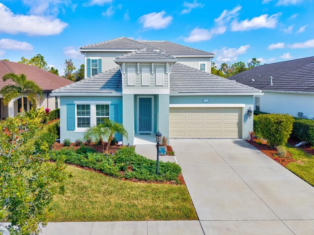Property Slideshow image 1 of 84 | 13165 steinhatchee loop, Venice, FL, 34293