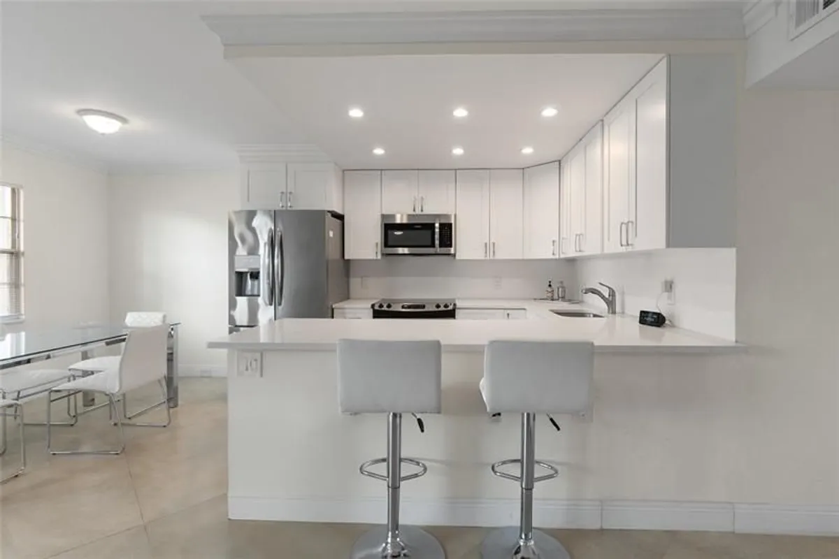 Property Slideshow image 1 of 28 | 3057 newport n # 3057, Deerfield Beach, FL, 33442