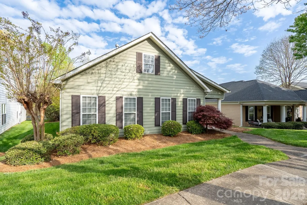 Property Slideshow image 1 of 35 | 10030 bishops gate blvd, Pineville, NC, 28134