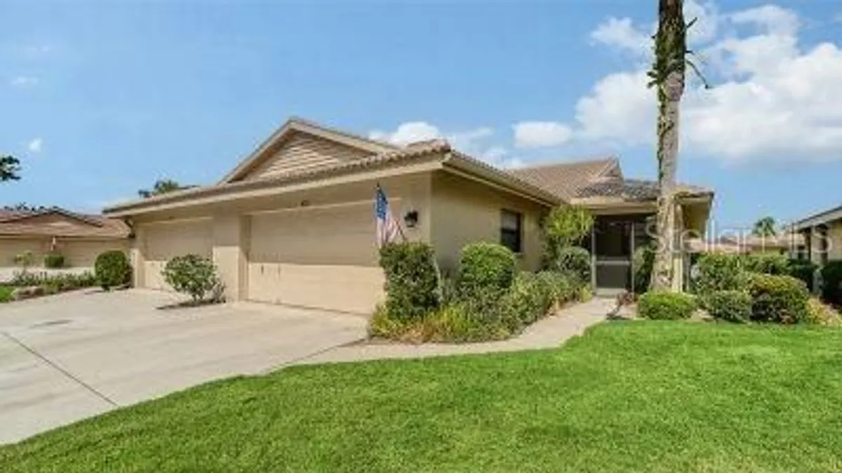 Property Slideshow image 1 of 37 | 7170 wood creek dr # 40, Sarasota, FL, 34231