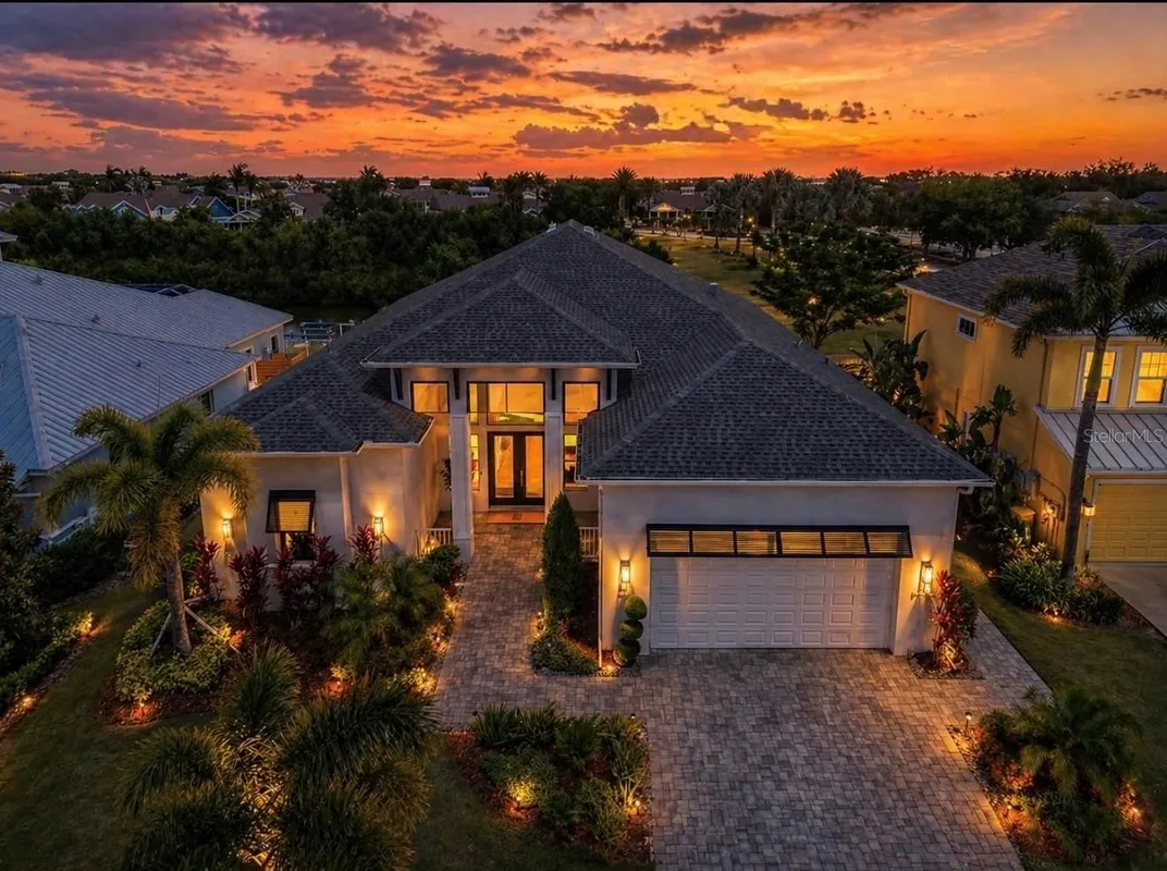 Property Slideshow image 1 of 86 | 5605 seagrass pl, Apollo Beach, FL, 33572