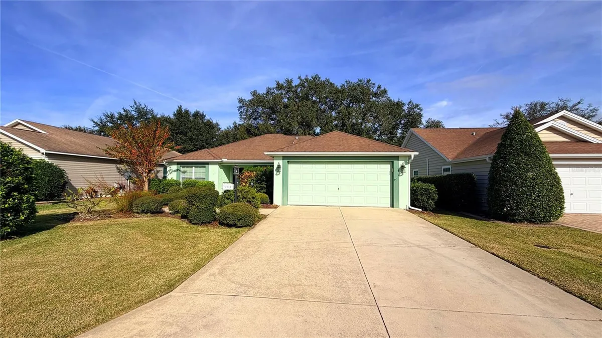 Property Slideshow image 1 of 35 | 2473 buttonwood run, The Villages, FL, 32162