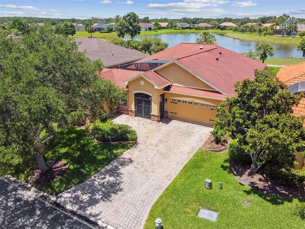 Property Slideshow image 1 of 72 | 217 sorrento rd, Kissimmee, FL, 34759