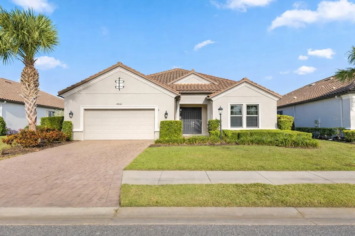Property Slideshow image 1 of 57 | 4921 tivoli run, Bradenton, FL, 34211
